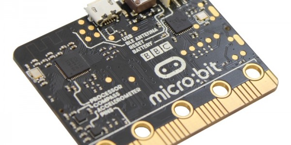 La popular tarjeta programable micro:bit llega a España de la mano de Microes.org